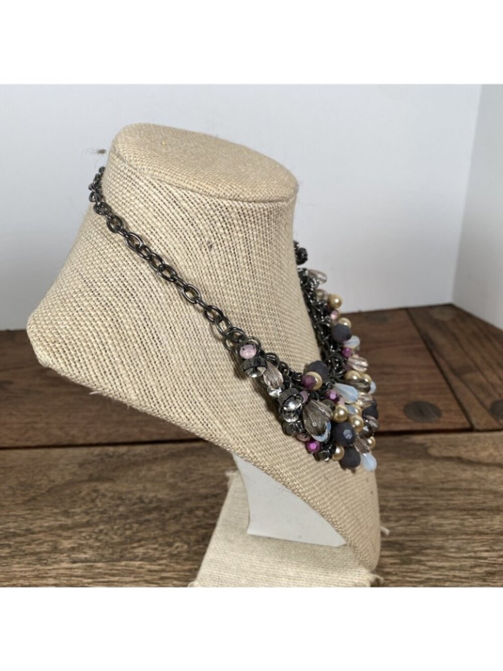 Chain Link Beaded Bib Choker Necklace - Picture 3 of 4